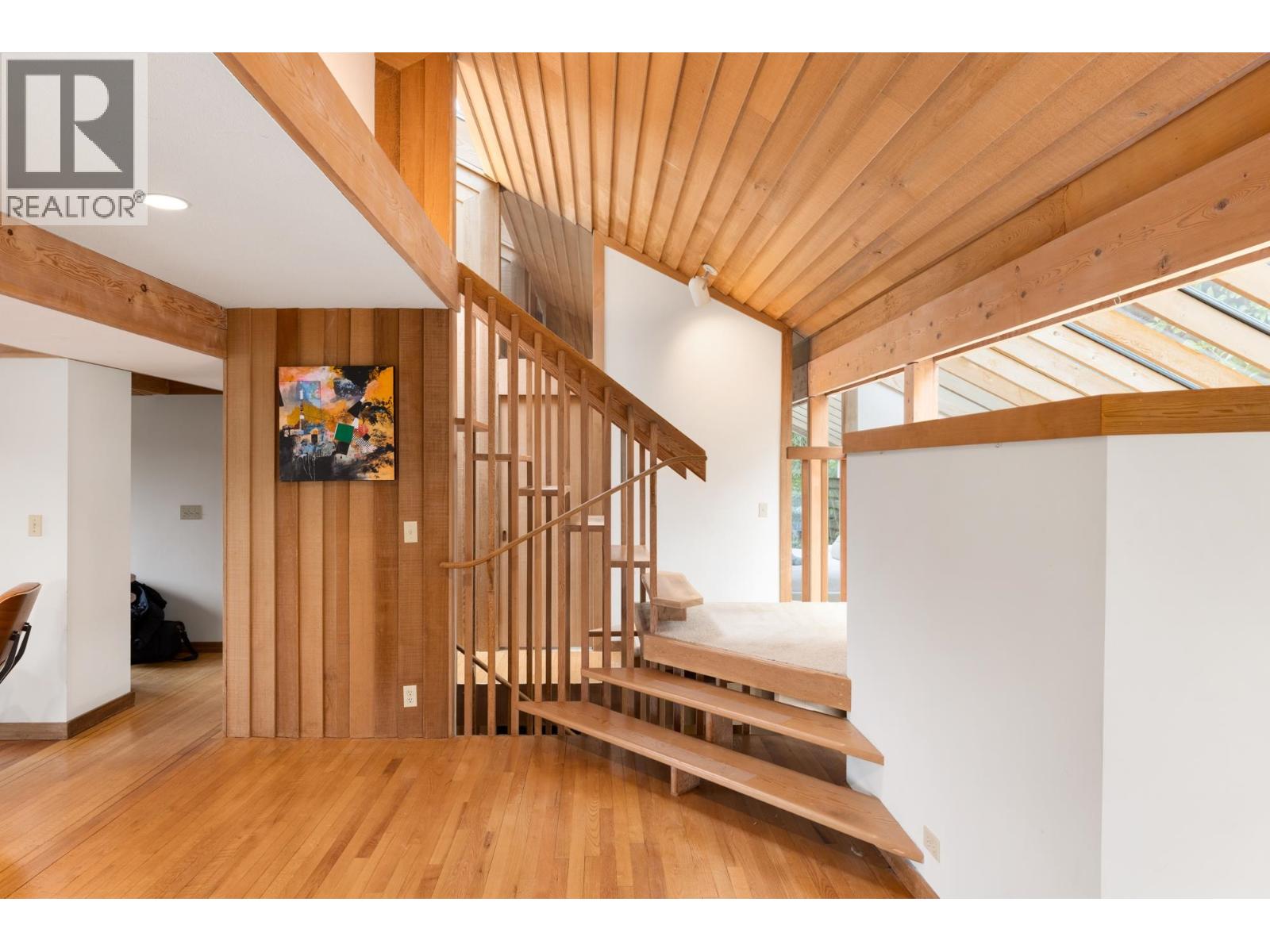 2094 HAYWOOD AVENUE, West Vancouver