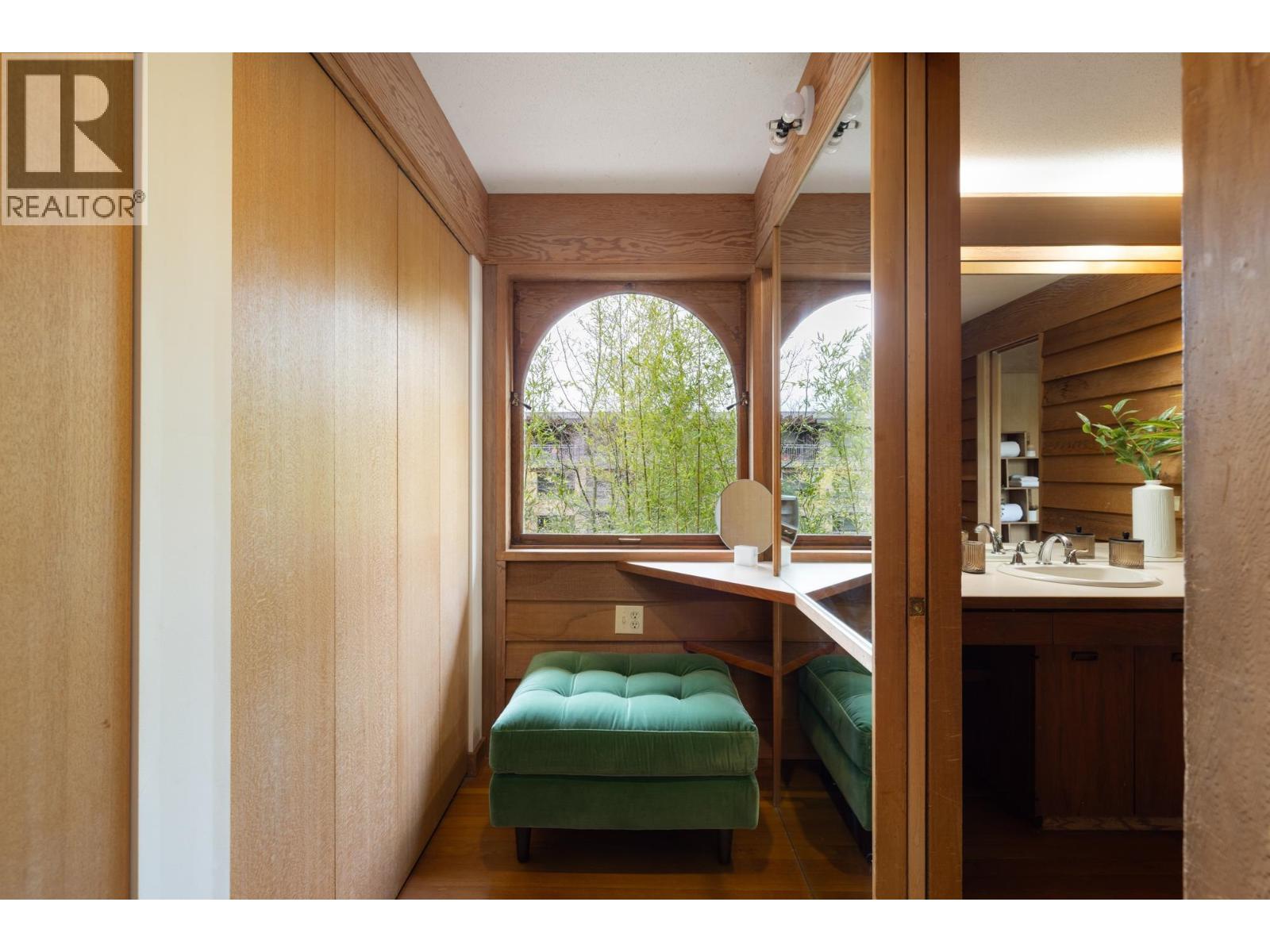 2094 HAYWOOD AVENUE, West Vancouver