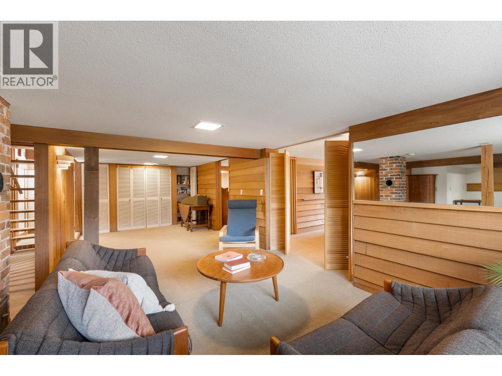 2094 HAYWOOD AVENUE, West Vancouver