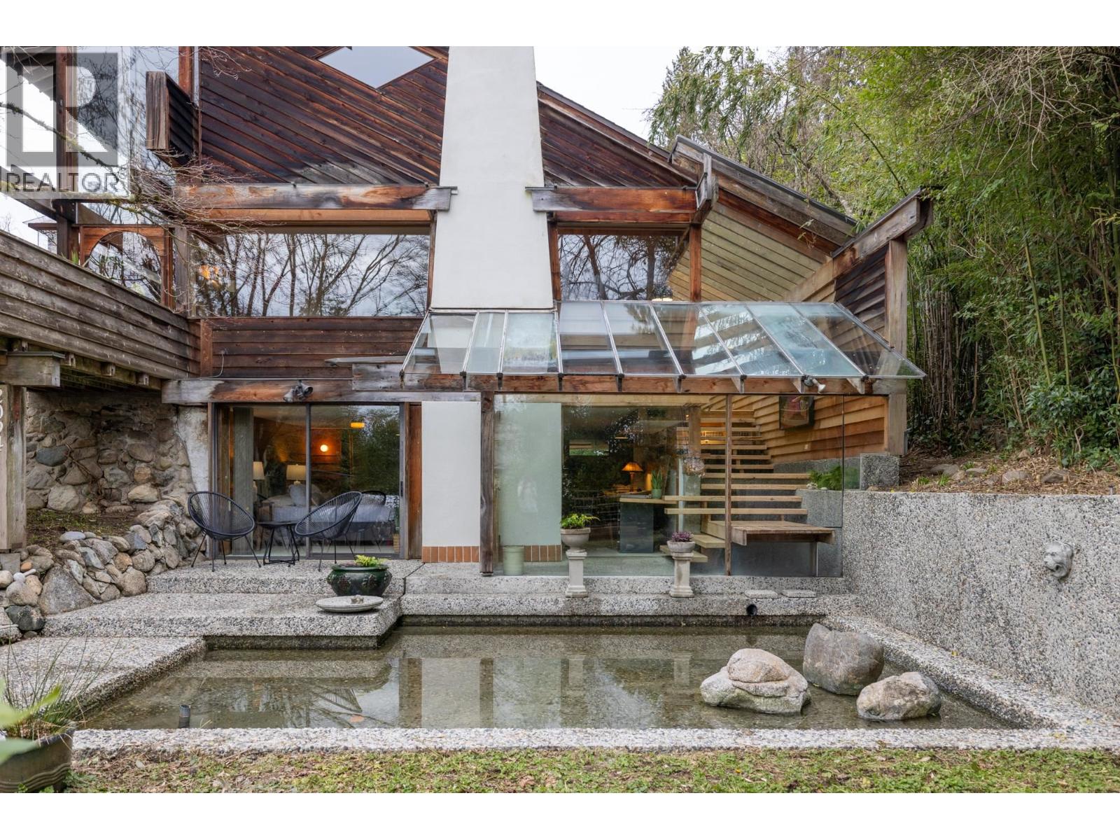 2094 HAYWOOD AVENUE, West Vancouver