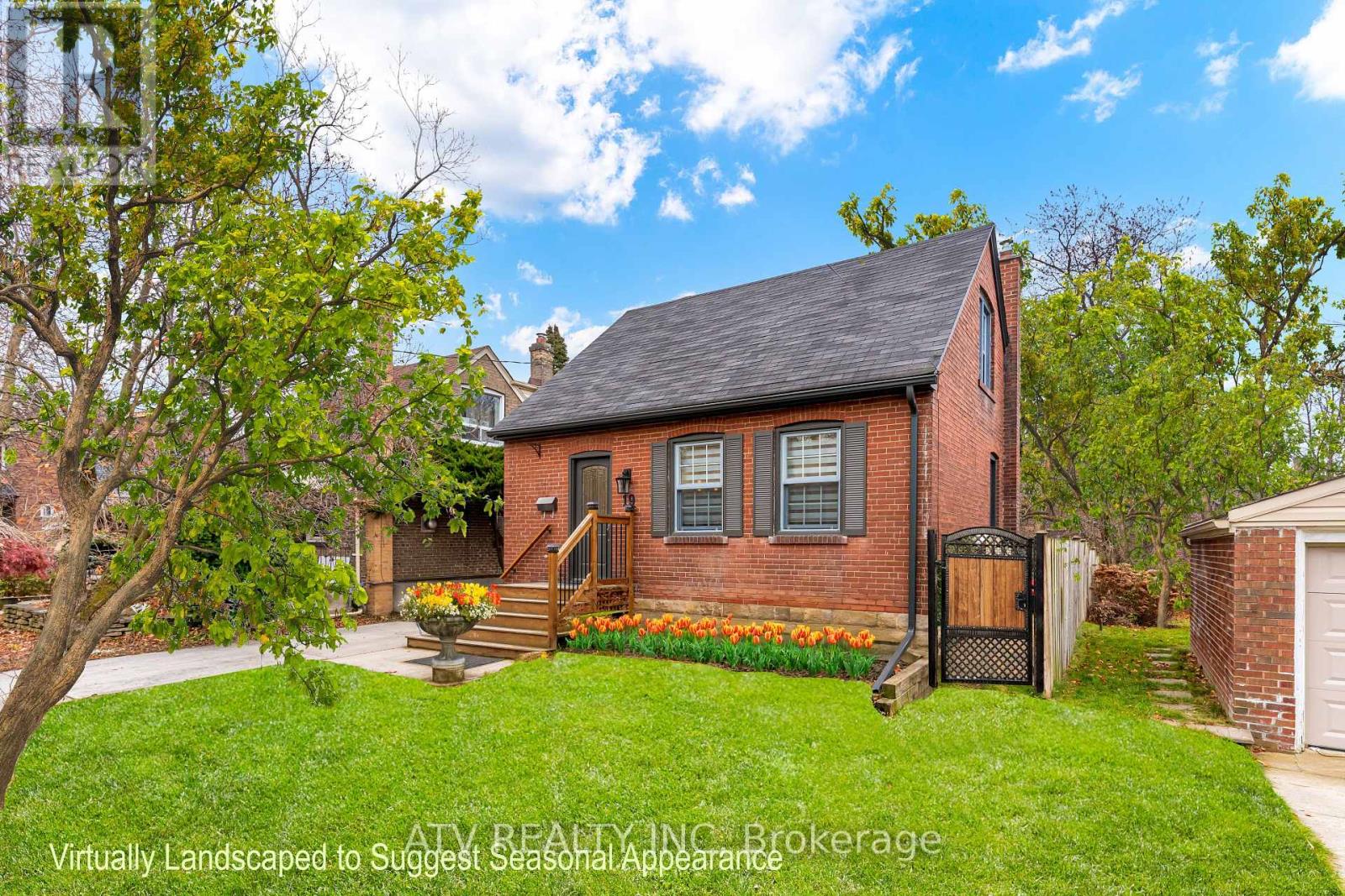 19 ALBANI STREET, Toronto (Mimico), Ontario