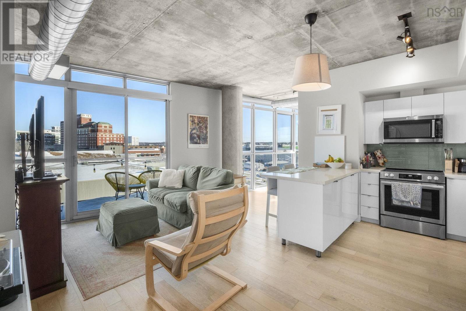 Property 2 of 31 of 508 1065 Barrington Street