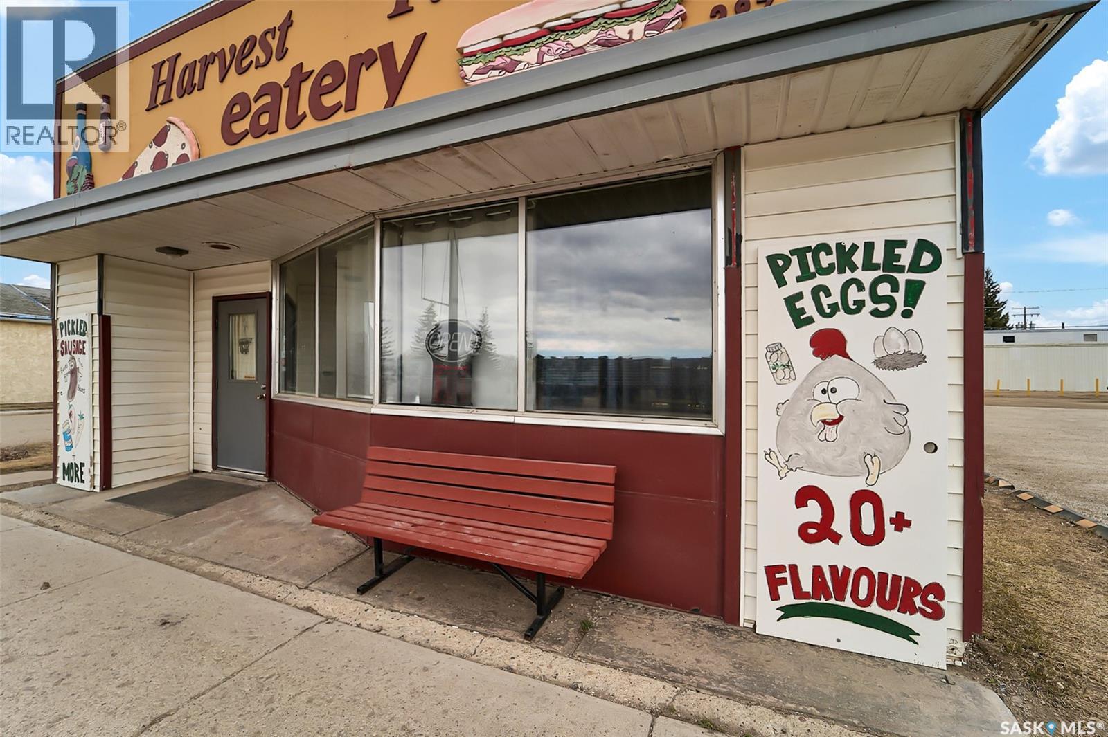 113 Railway AVENUE W - photo 3