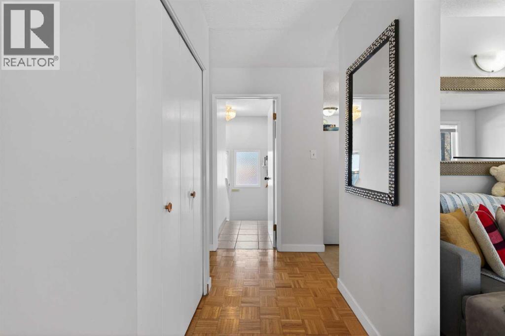 Single Family House Bungalow for Sale in   Street NW Varsity Calgary 