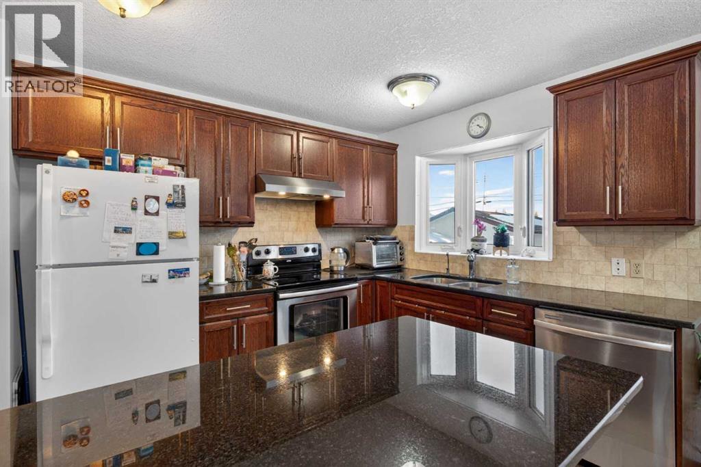 Single Family House Bungalow for Sale in   Street NW Varsity Calgary 