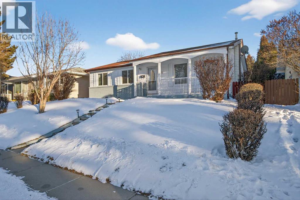 Single Family House Bungalow for Sale in   Street NW Varsity Calgary 