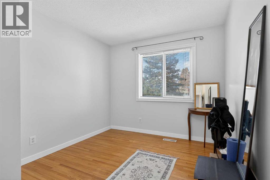 Single Family House Bungalow for Sale in   Street NW Varsity Calgary 