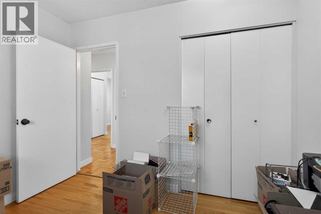 Single Family House Bungalow for Sale in   Street NW Varsity Calgary 