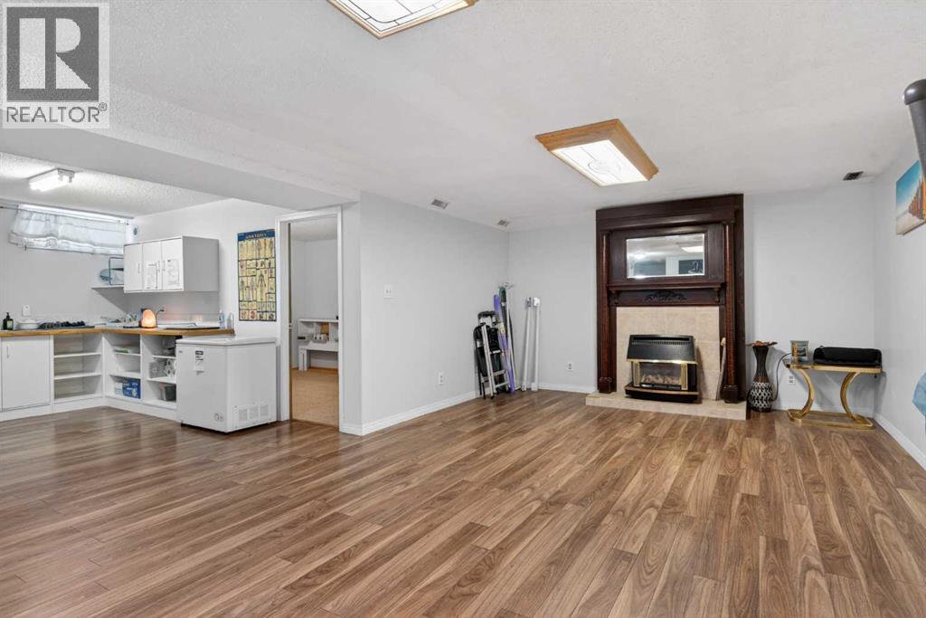 Single Family House Bungalow for Sale in   Street NW Varsity Calgary 