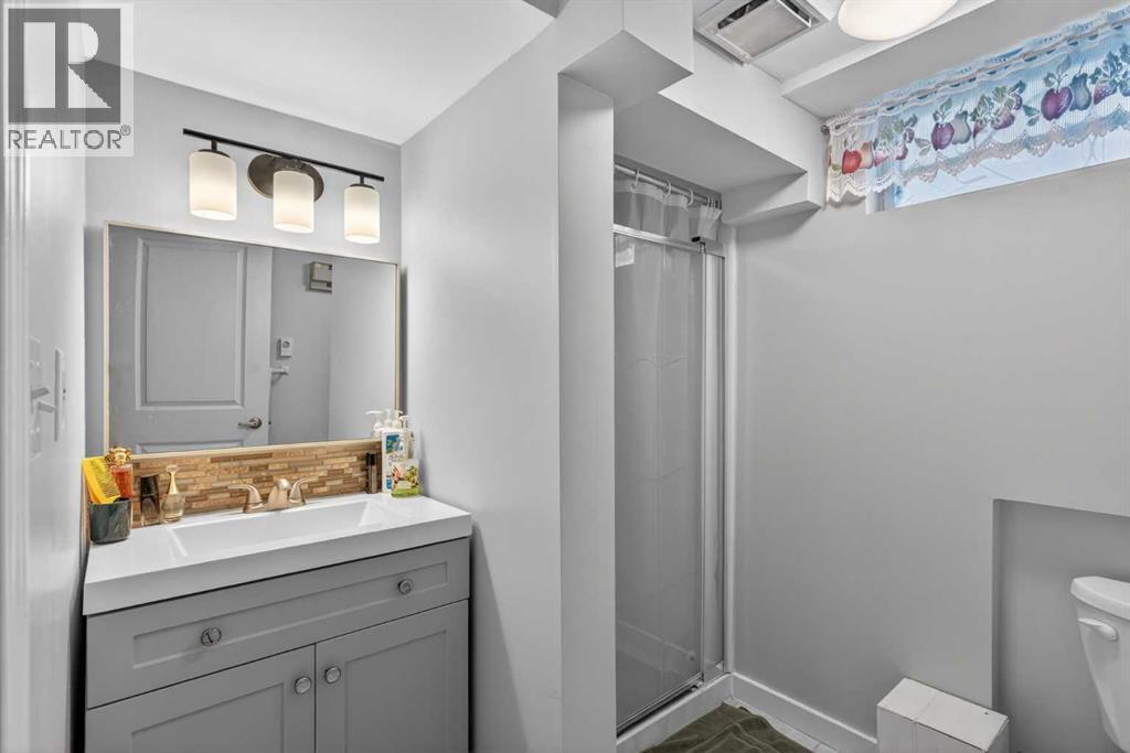 Single Family House Bungalow for Sale in   Street NW Varsity Calgary 