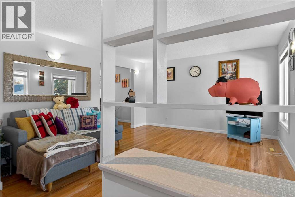 Single Family House Bungalow for Sale in   Street NW Varsity Calgary 