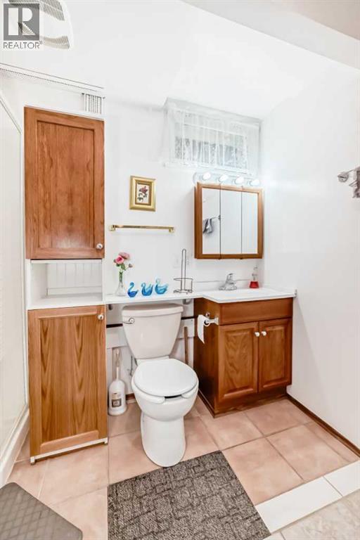 Single Family House for Sale in  Whitewood Bay NE Whitehorn Calgary 