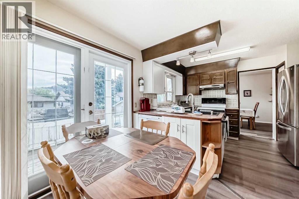 Single Family House for Sale in  Whitewood Bay NE Whitehorn Calgary 