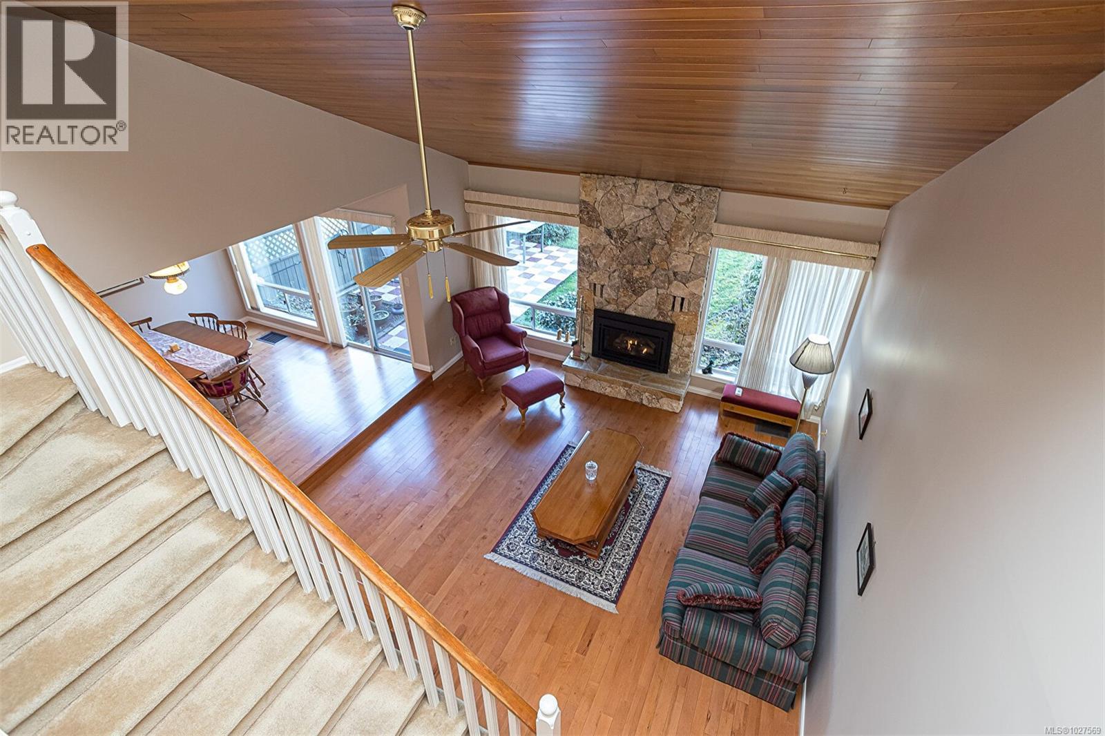 #20 4630 Lochside Dr - 8