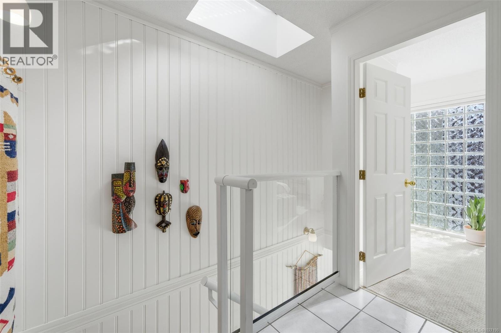 2 1144 View Street, Victoria