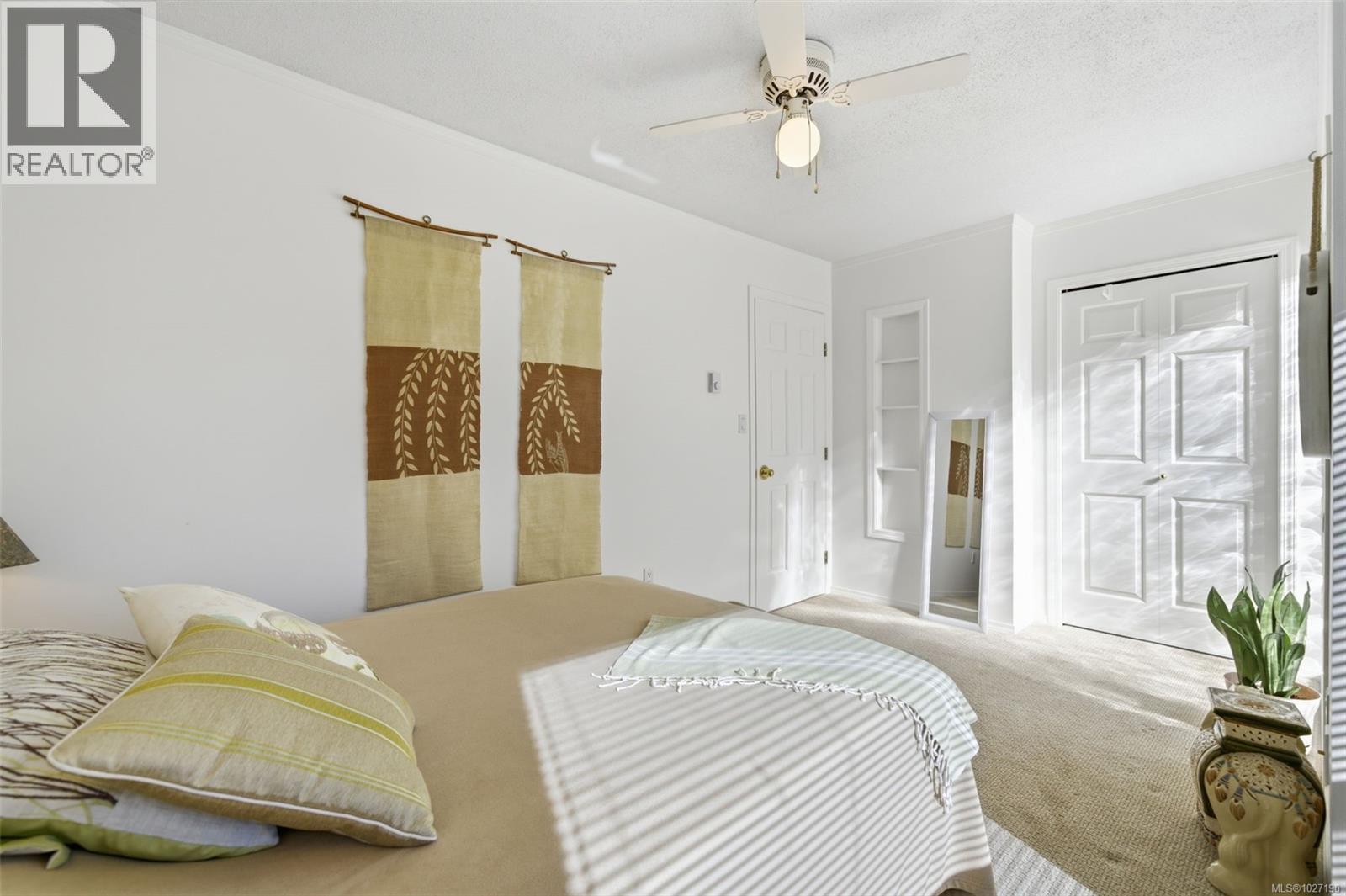 2 1144 View Street, Victoria