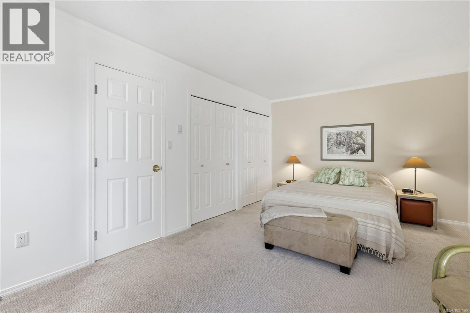 2 1144 View Street, Victoria