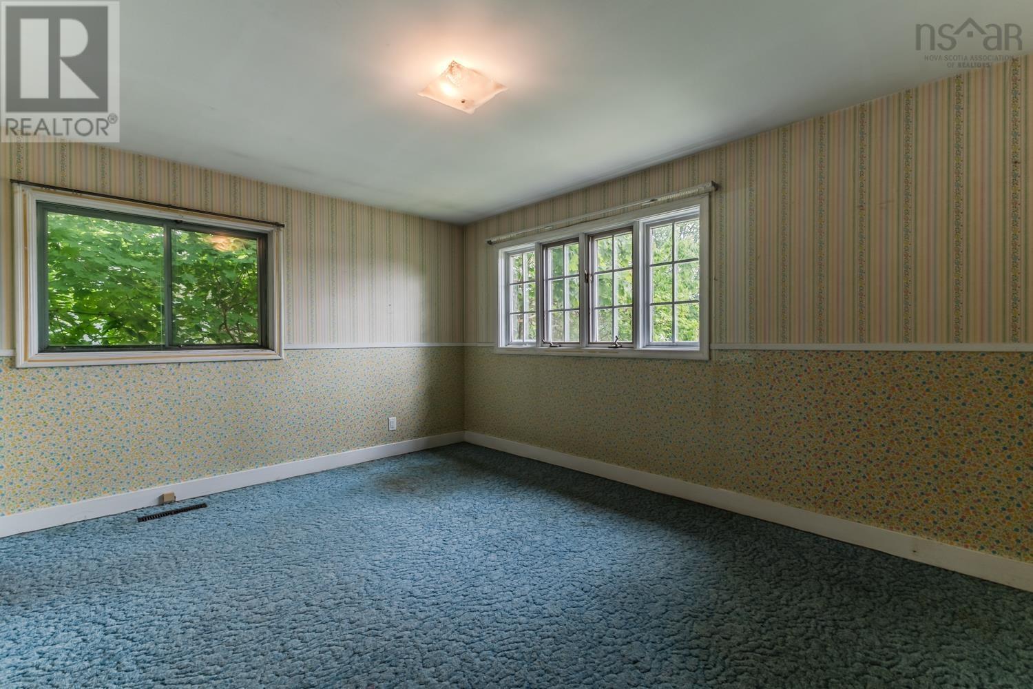 Property 23 of 46 of 63 NORMANDY Avenue