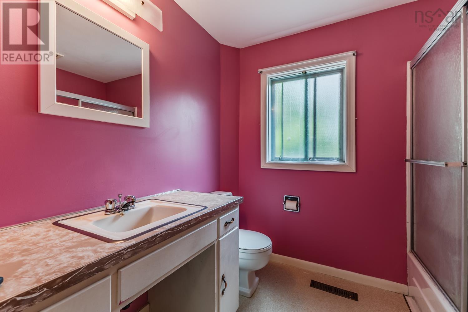 Property 28 of 46 of 63 NORMANDY Avenue