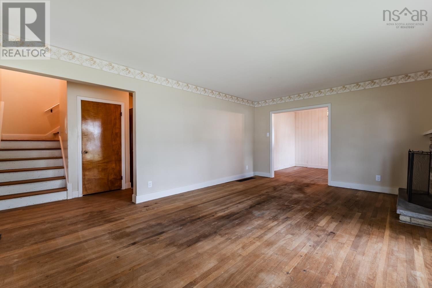 Property 7 of 46 of 63 NORMANDY Avenue