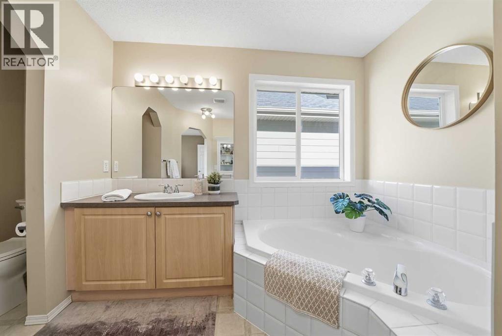 Single Family House for Sale in  Kincora Drive NW Kincora Calgary 