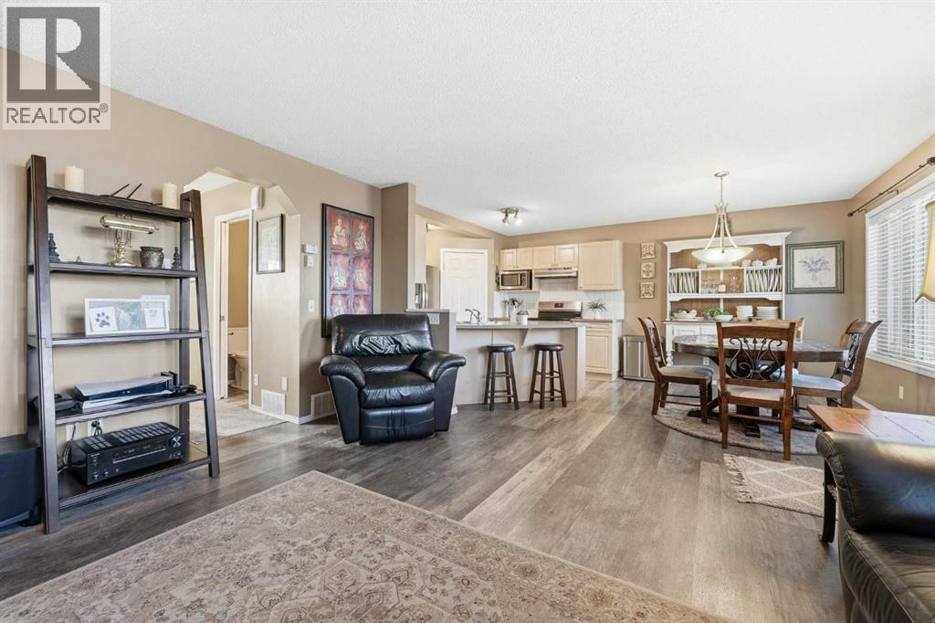 Single Family House for Sale in  Kincora Drive NW Kincora Calgary 