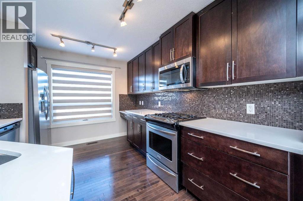 Single Family House for Sale in  Aspen Hills Common SW Aspen Woods Calgary 