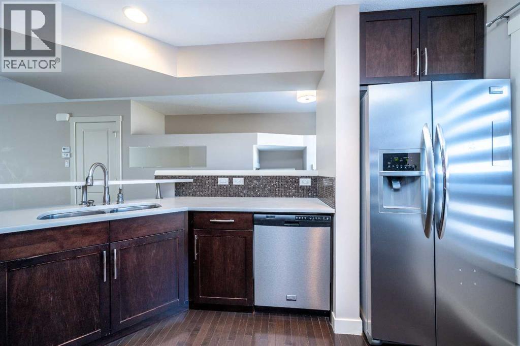 Single Family House for Sale in  Aspen Hills Common SW Aspen Woods Calgary 