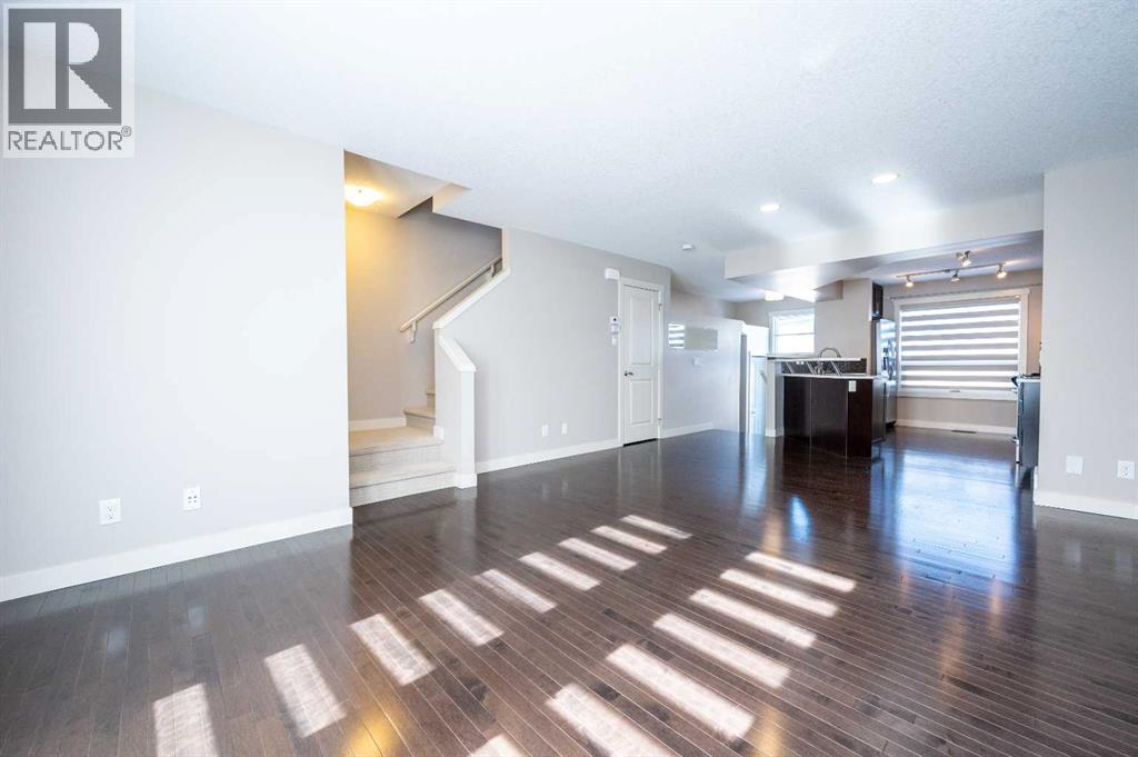 Single Family House for Sale in  Aspen Hills Common SW Aspen Woods Calgary 