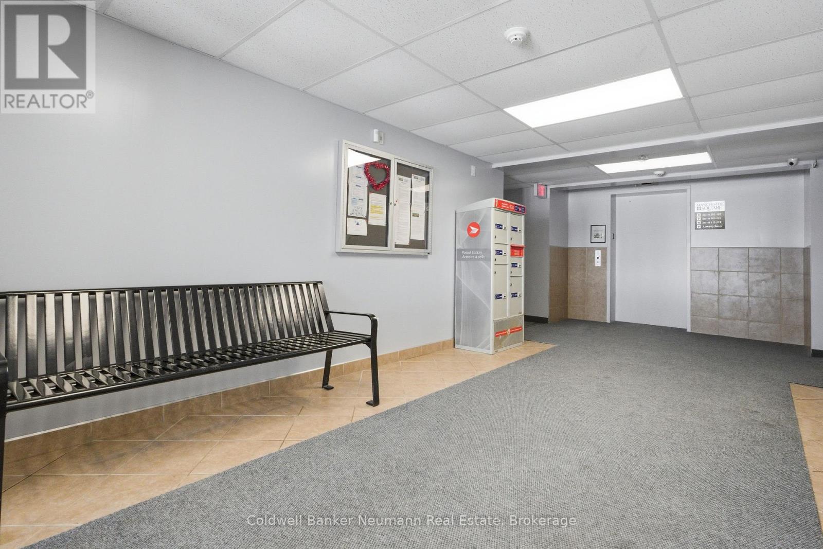 405 - 43 WATERFORD DRIVE - Photo 2 of 27, Guelph (Pineridge/Westminster Woods), Ontario