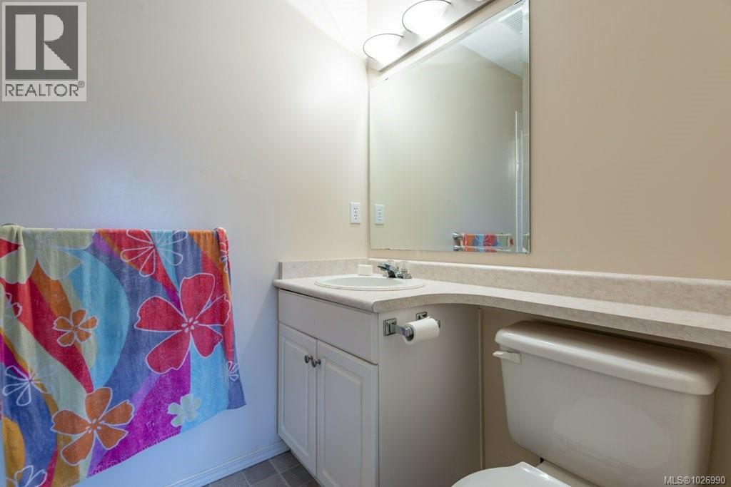 304 4686 Alderwood Pl, Courtenay