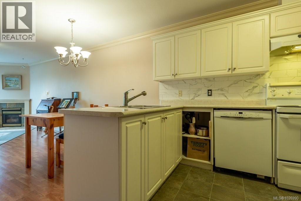 304 4686 Alderwood Pl, Courtenay