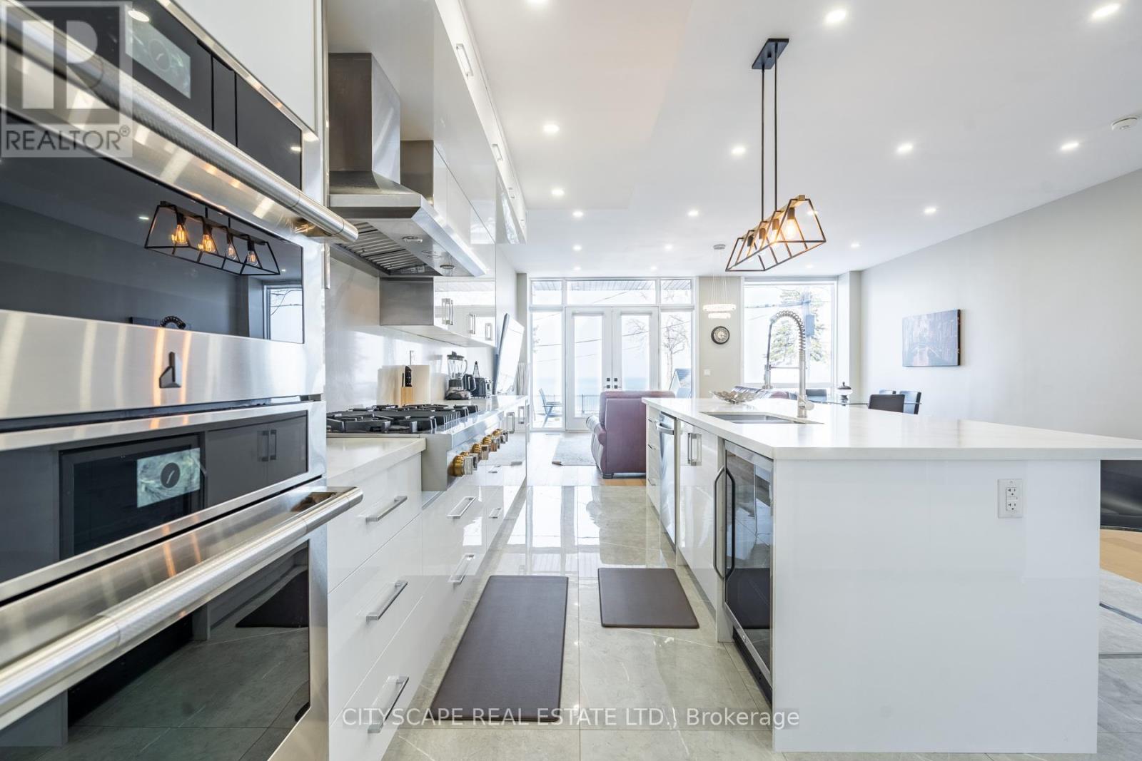 6 CAMPVIEW ROAD - 17