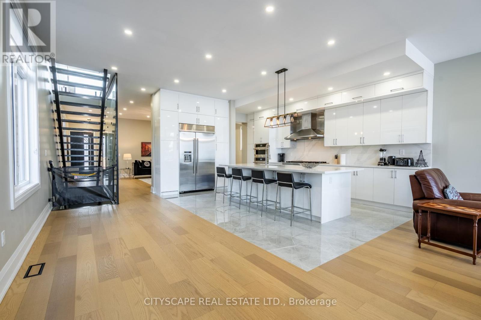 6 CAMPVIEW ROAD - 18
