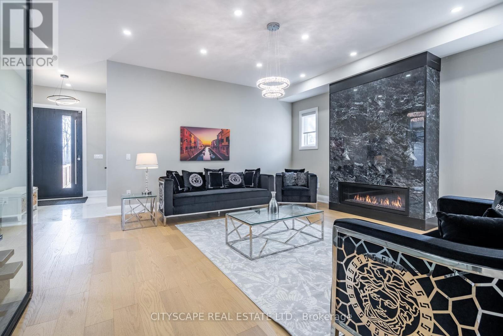 6 CAMPVIEW ROAD - 14