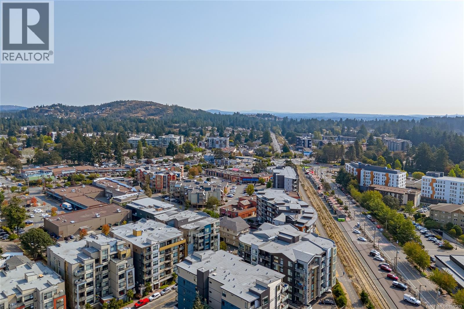 203 2844 Bryn Maur Road, Langford