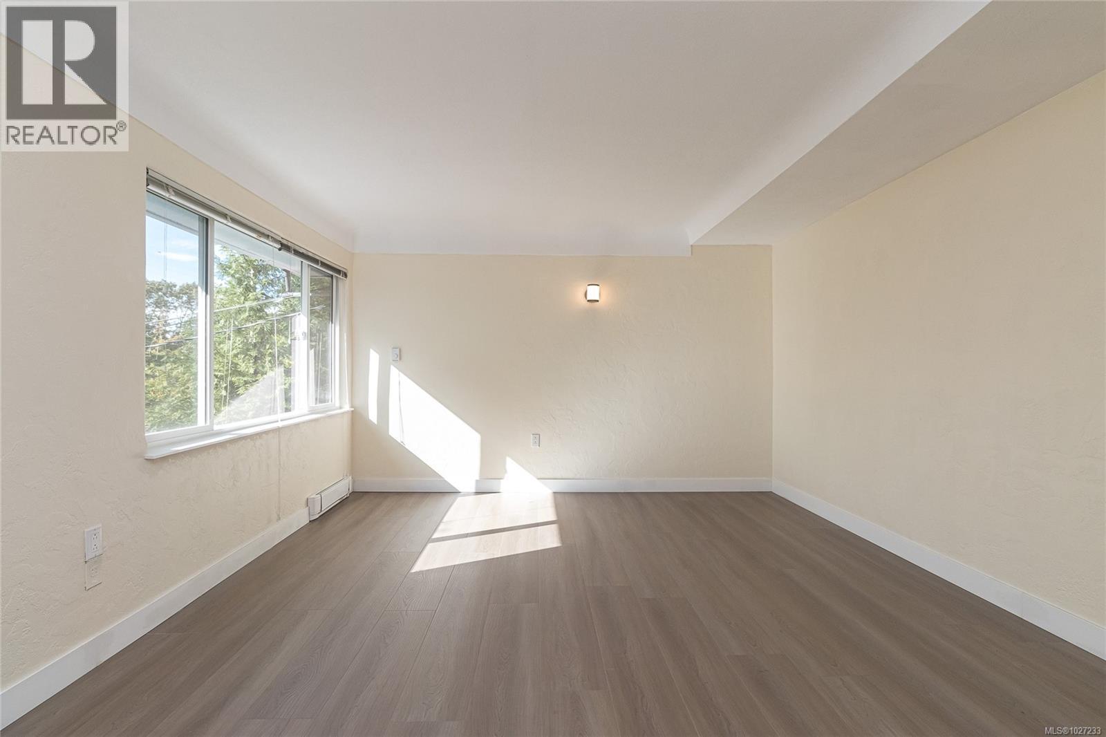  3933 Saanich Road, Saanich