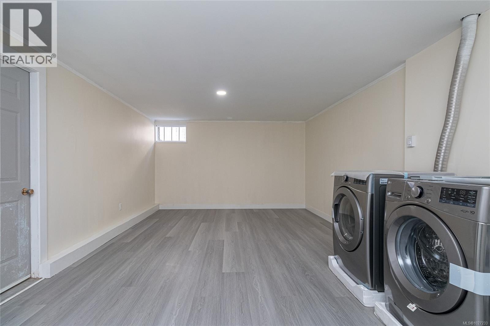  3933 Saanich Road, Saanich