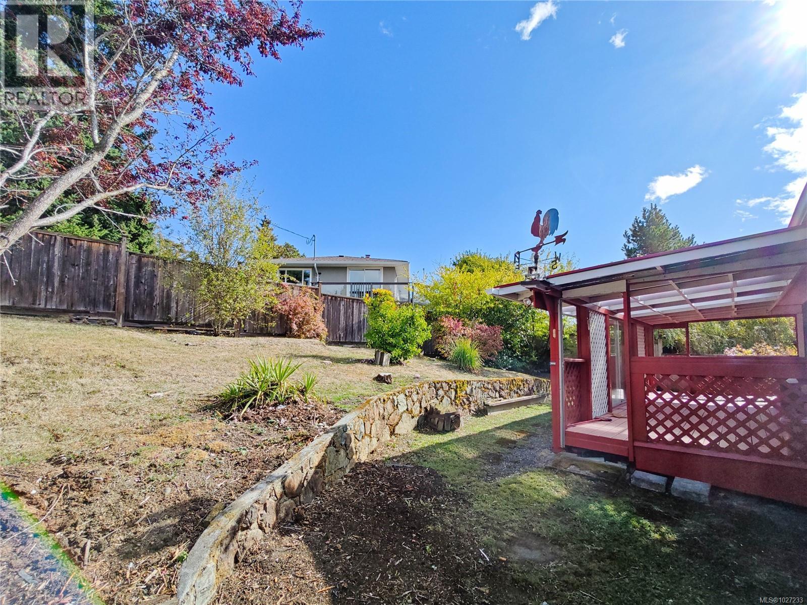  3933 Saanich Road, Saanich