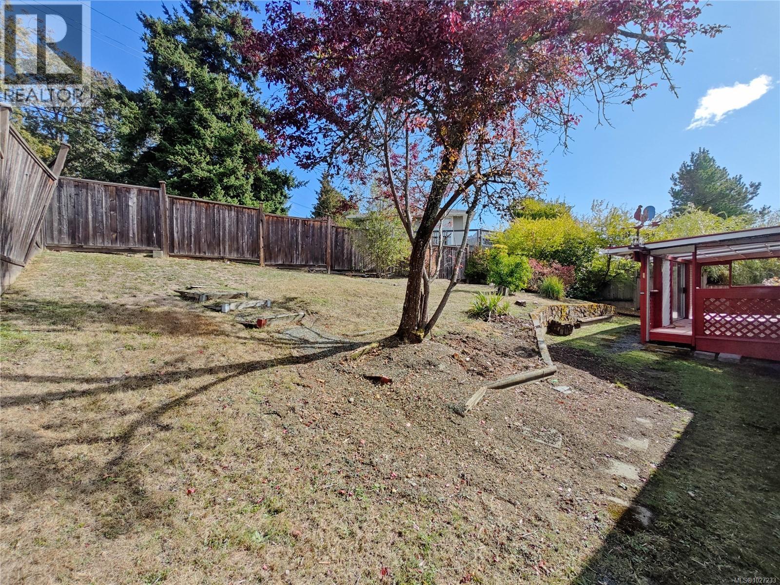  3933 Saanich Road, Saanich