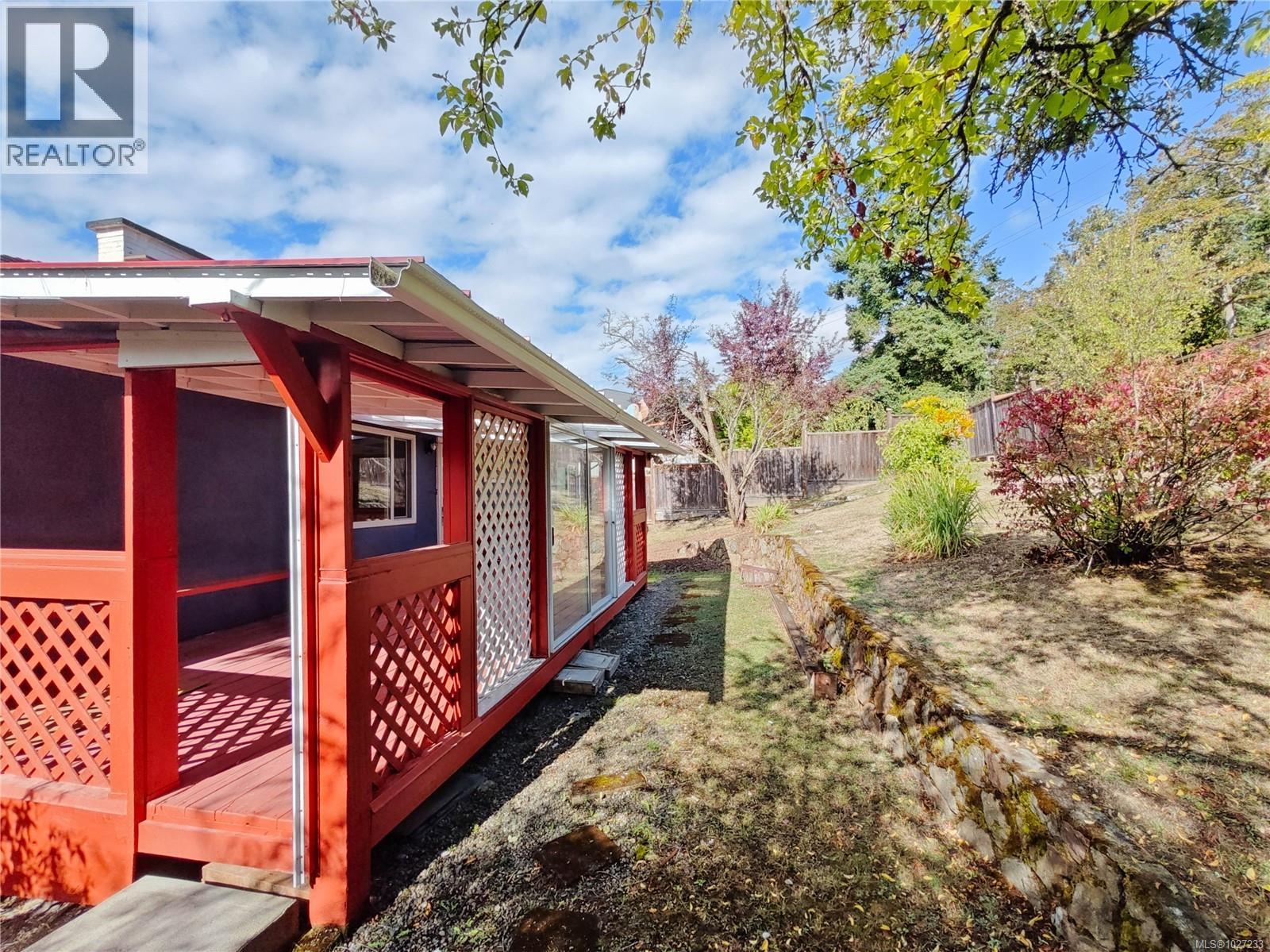  3933 Saanich Road, Saanich