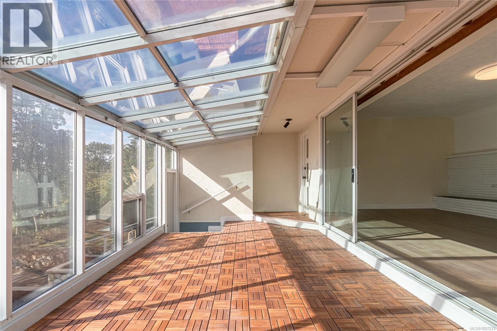  3933 Saanich Road, Saanich