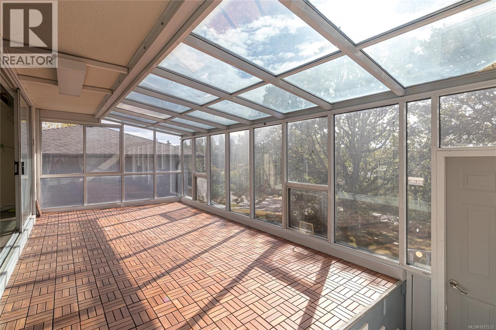  3933 Saanich Road, Saanich