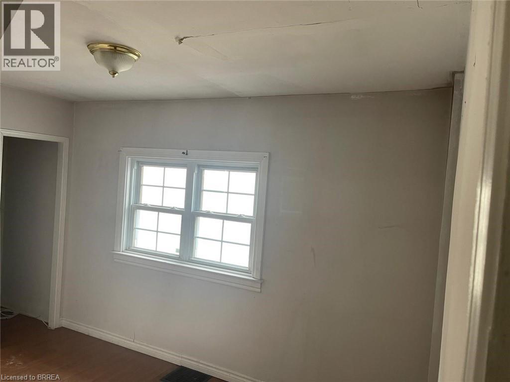 258 WELLINGTON Road - 6