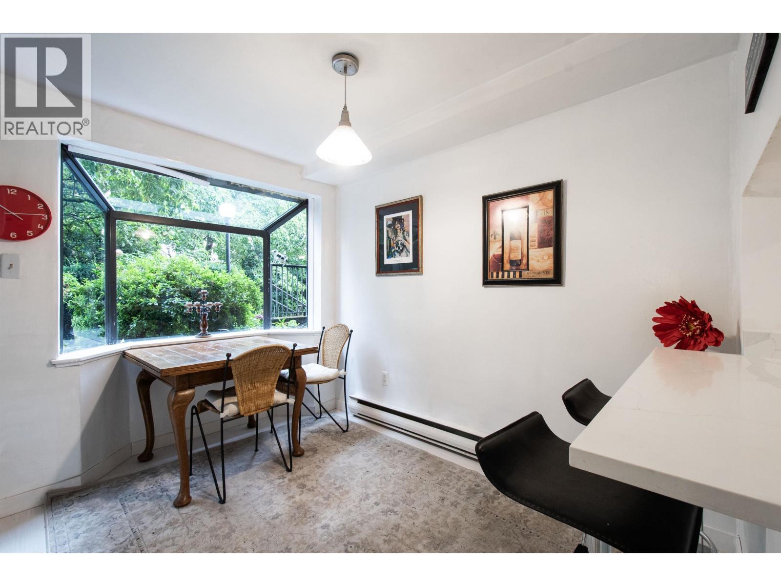 118 1363 CLYDE AVENUE, West Vancouver