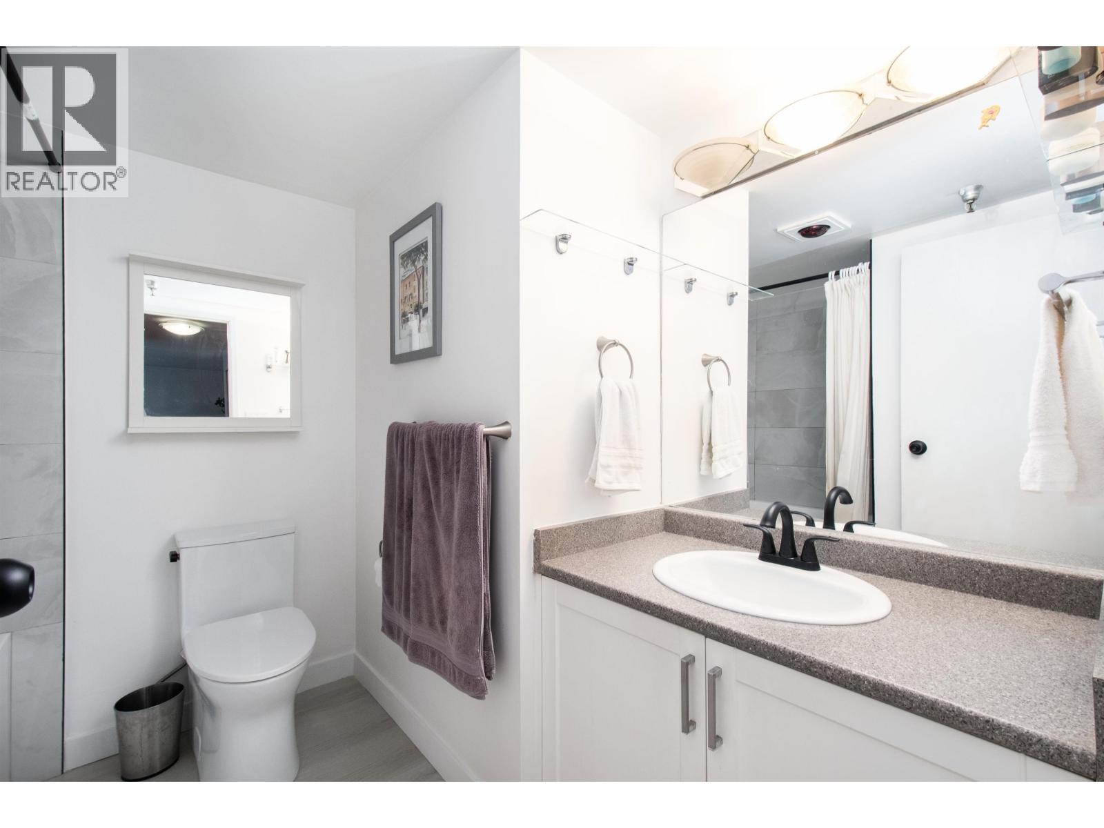 118 1363 CLYDE AVENUE, West Vancouver