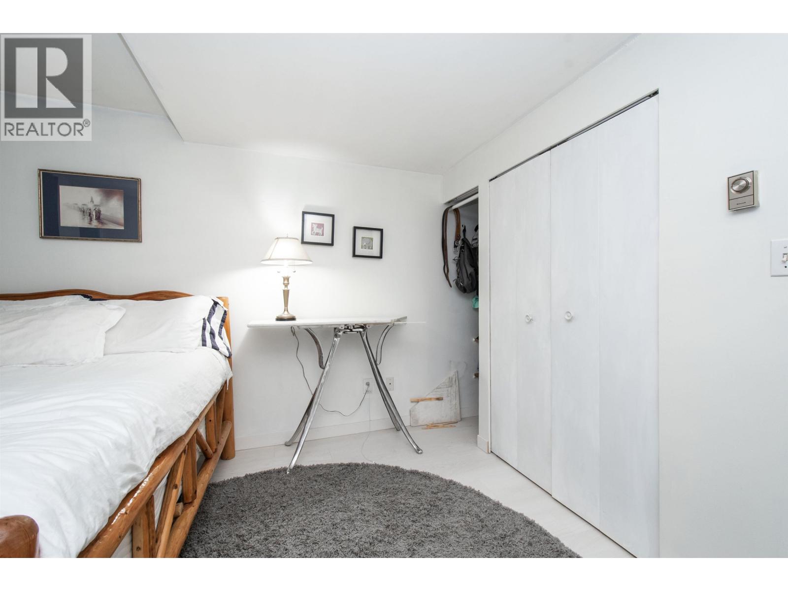 118 1363 CLYDE AVENUE, West Vancouver