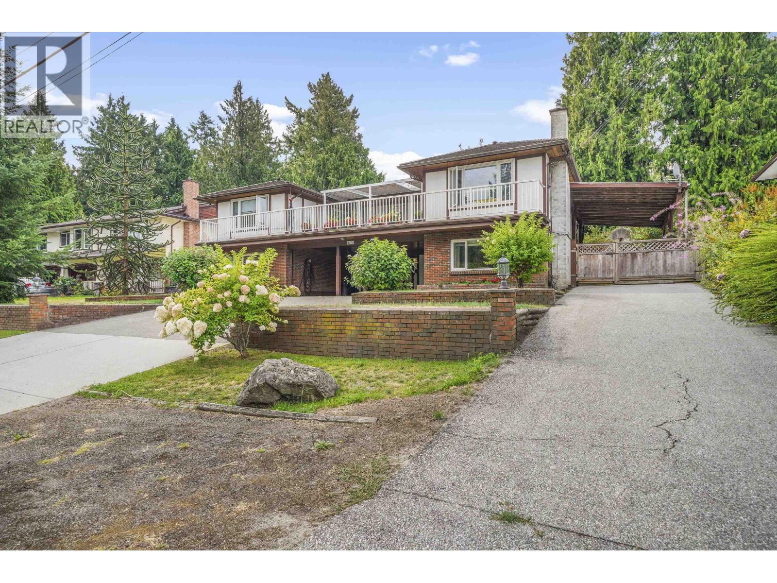 5174 DENNISON Drive, Delta