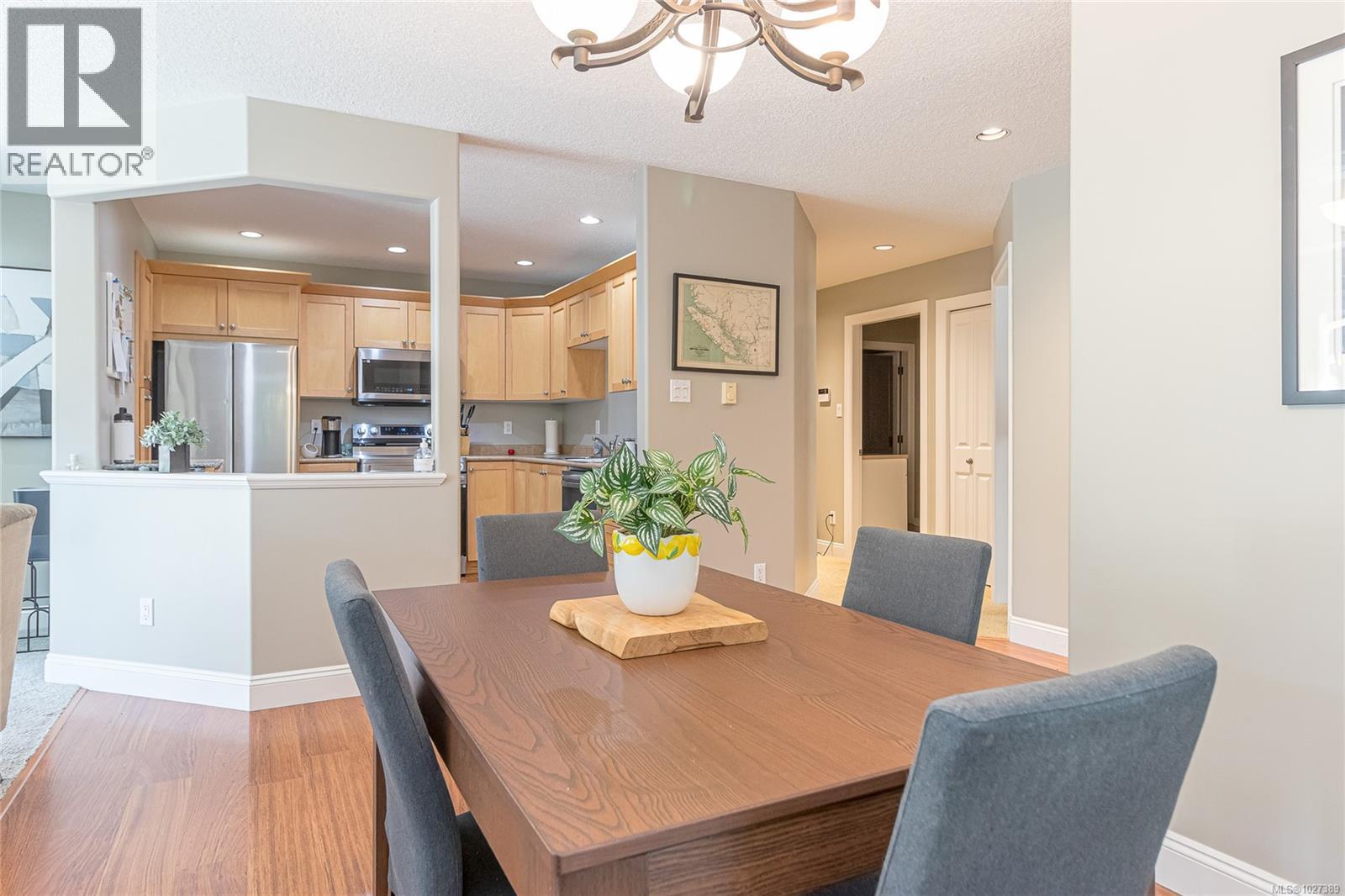 3 340 Young St, Parksville