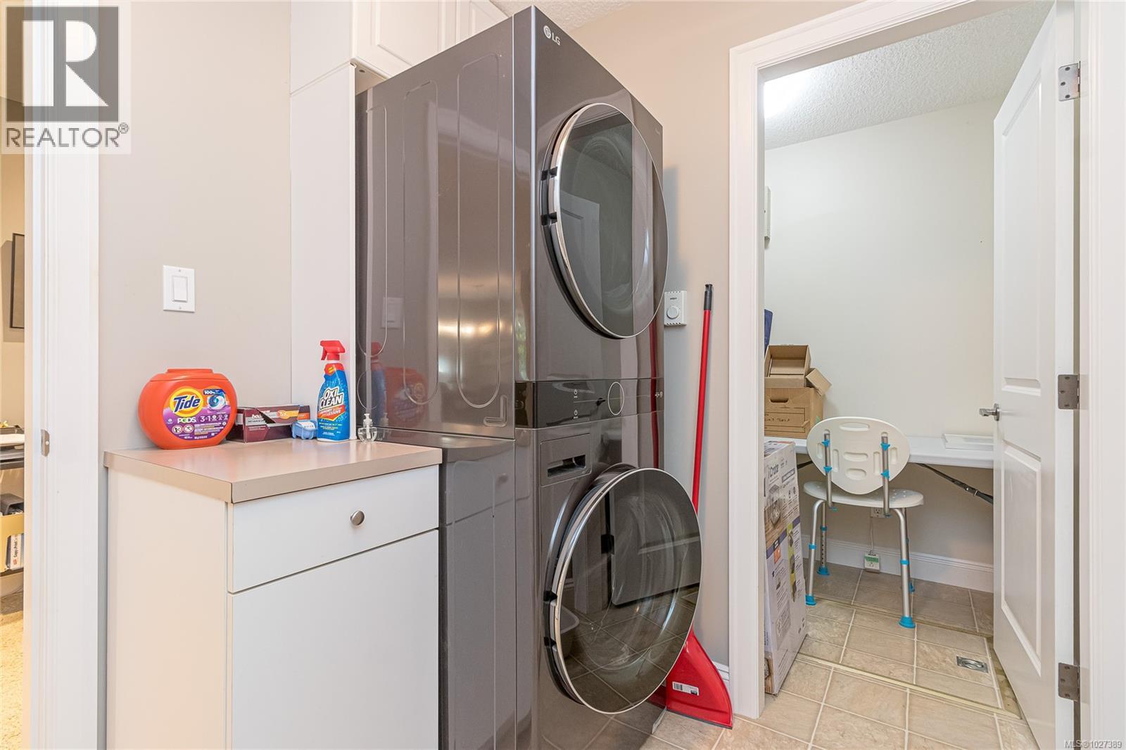 3 340 Young St, Parksville